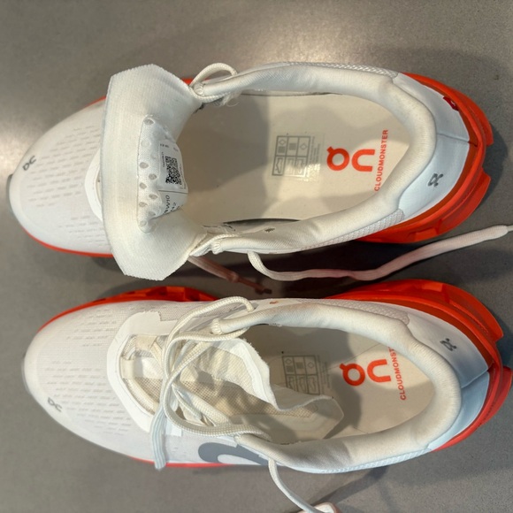 On Running Cloudmonster Kids Sneakers - White and Red - Picture 2 of 5